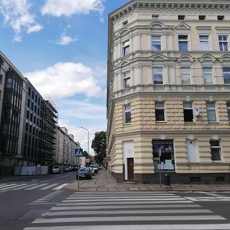 Hostel Tulip - Pokoj 5 Ze Wspolna Lazienka I Kuchnia Szczecin Kültér fotó