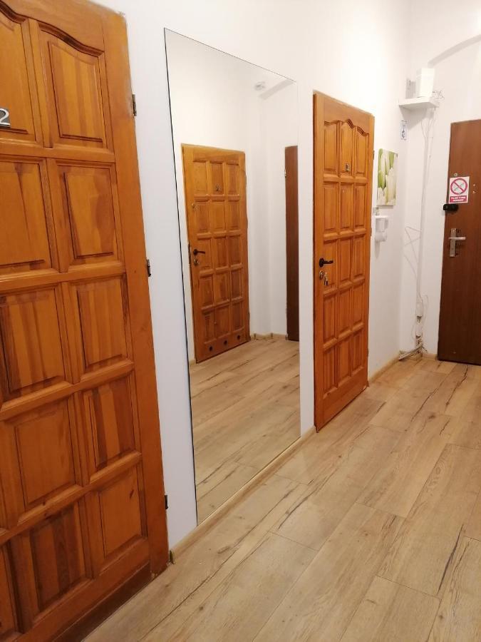 Hostel Tulip - Pokoj 5 Ze Wspolna Lazienka I Kuchnia Szczecin Kültér fotó